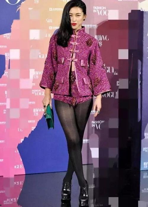 网红黑料是什么意思 明星黑丝袜穿搭,明星黑丝袜穿搭背后的时尚秘密